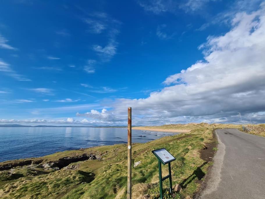 Bundoran Seaside Stays House - Wifi, Large Spacious Home Eksteriør billede