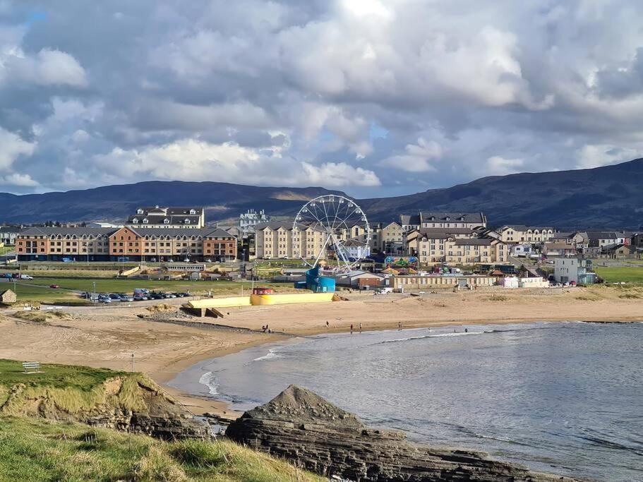 Bundoran Seaside Stays House - Wifi, Large Spacious Home Eksteriør billede