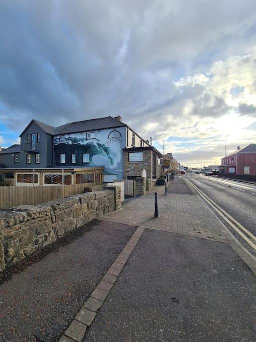 Bundoran Seaside Stays House - Wifi, Large Spacious Home Eksteriør billede