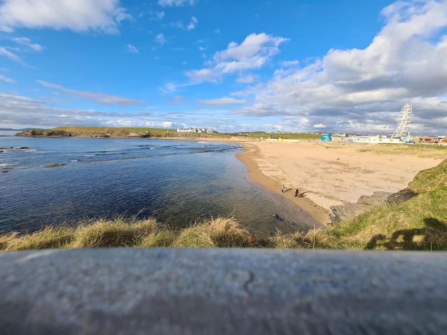 Bundoran Seaside Stays House - Wifi, Large Spacious Home Eksteriør billede