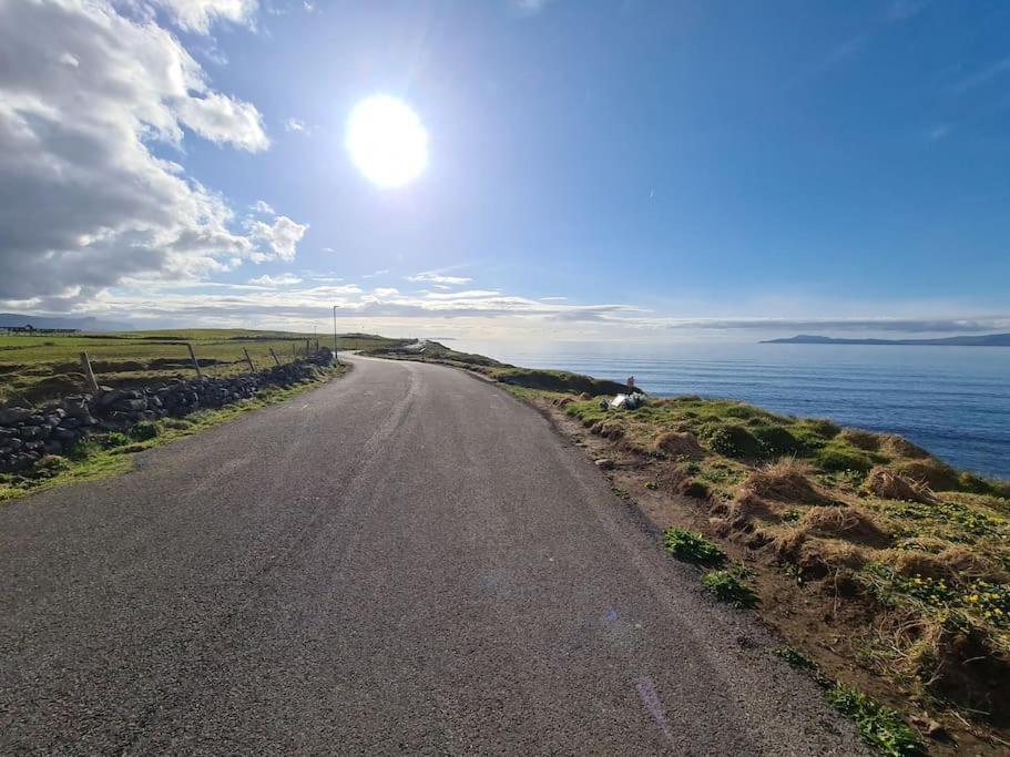 Bundoran Seaside Stays House - Wifi, Large Spacious Home Eksteriør billede