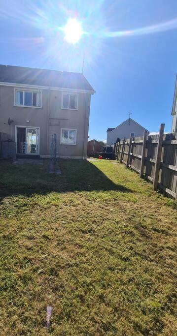 Bundoran Seaside Stays House - Wifi, Large Spacious Home Eksteriør billede