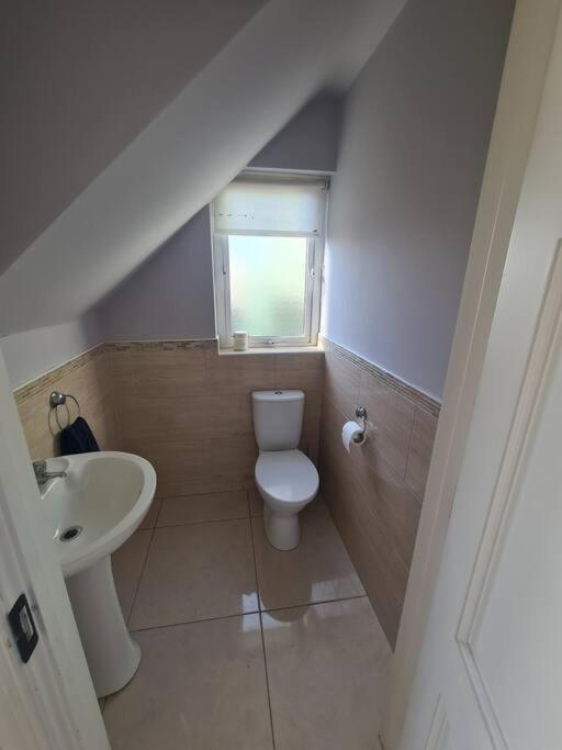 Bundoran Seaside Stays House - Wifi, Large Spacious Home Eksteriør billede